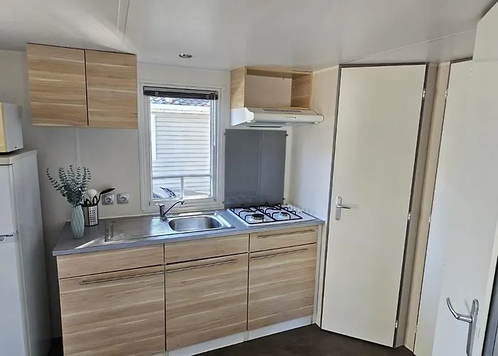 Camping Mobil 4 Pers Ombragé Climatisé Marvilla Parc Agde